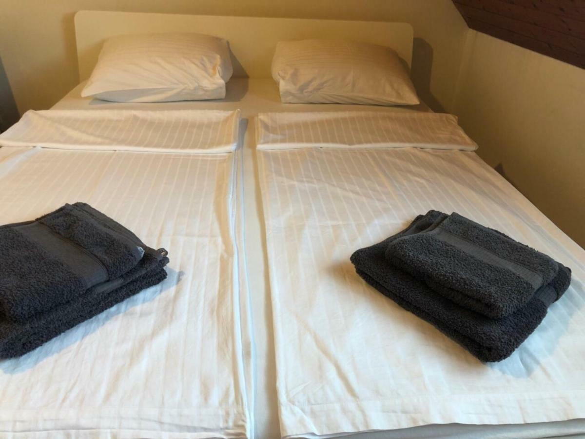 A&B Casa Blanca Apartman Hotel Wettingen Zewnętrze zdjęcie